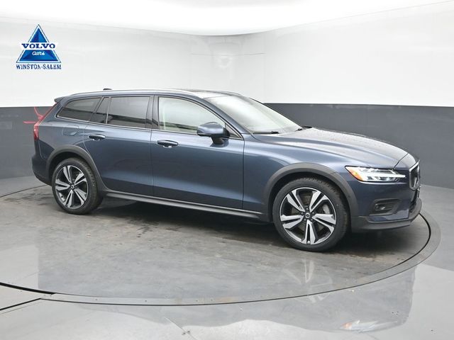 Denim Blue 2023 Volvo V60 Cross Country B5 Plus AWD Wagon All-Wheel Drive Automatic