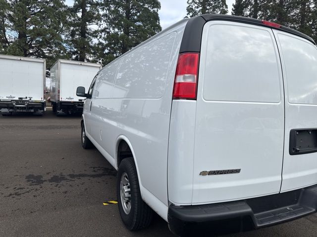 2023 Chevrolet Express 2500 Work Van 10