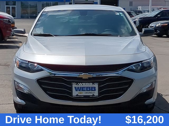 2021 Chevrolet Malibu LS photo