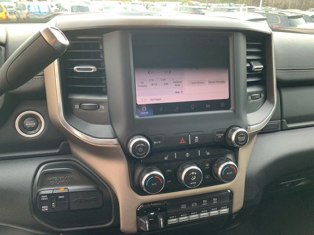 2022 RAM 3500 Laramie photo