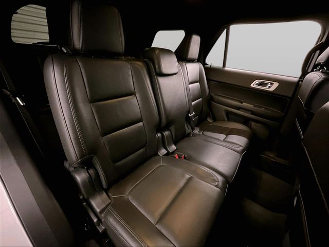 2015 Ford Explorer XLT White at Subaru and VW of Moon Township