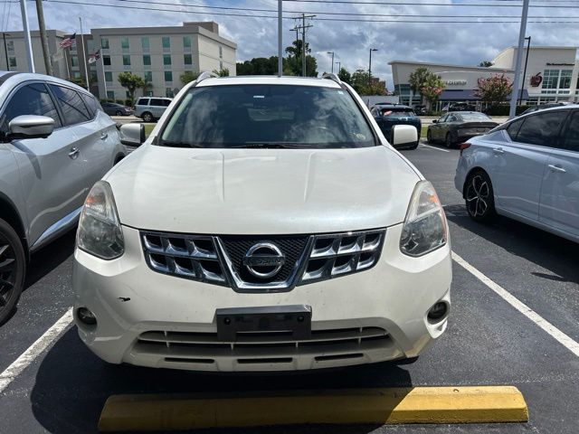 Used 2011 White Nissan SV image 2