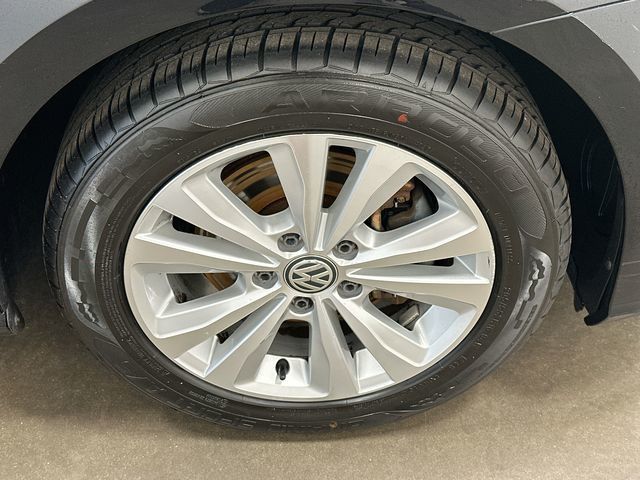 2019 Volkswagen Golf TSI SE 4-Door Black at Rafferty Subaru