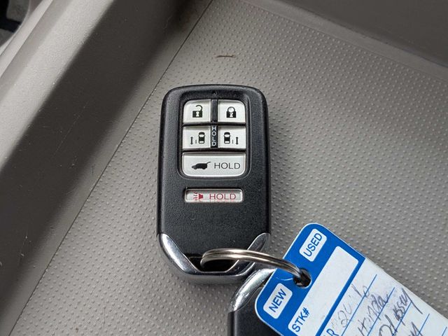 Used 2016 Honda Odyssey Van