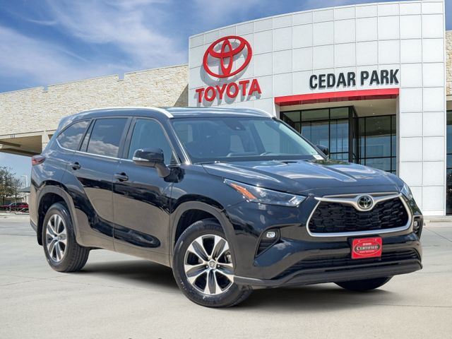 Midnight Black Metallic 2026 Toyota Highlander SUV / Crossover All-Wheel Drive 8-Speed Automatic