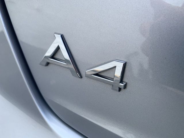 2018 Audi A4 2.0T photo