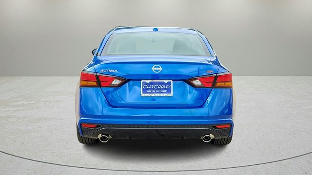 2025 Nissan Altima