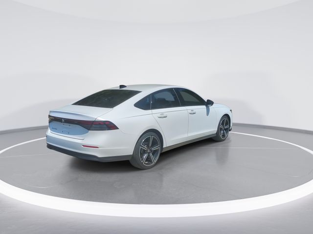 Used 2026 White Honda SE image 8