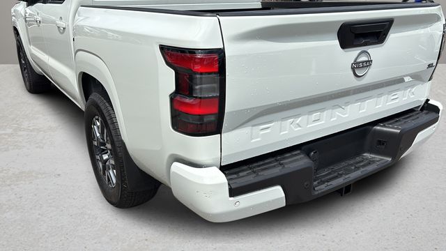 Used 2024 White Nissan SL image 36