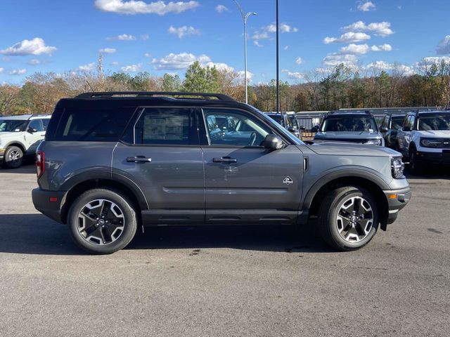 2024 Ford Bronco Sport Outer Banks 2