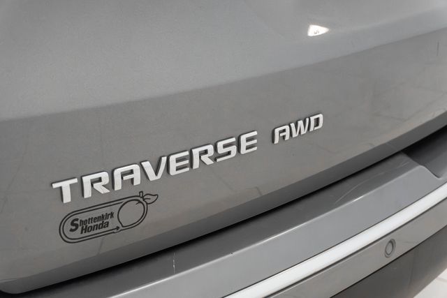 Used 2020 Chevrolet Traverse SUV