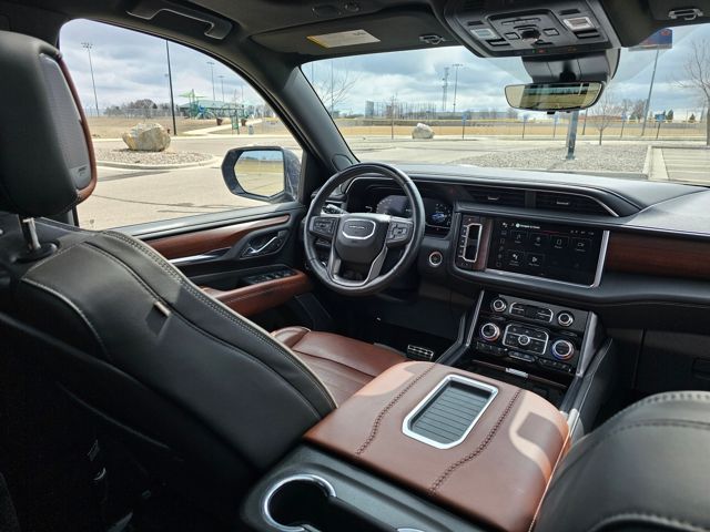 2023 GMC Yukon 4WD Denali Ultimate