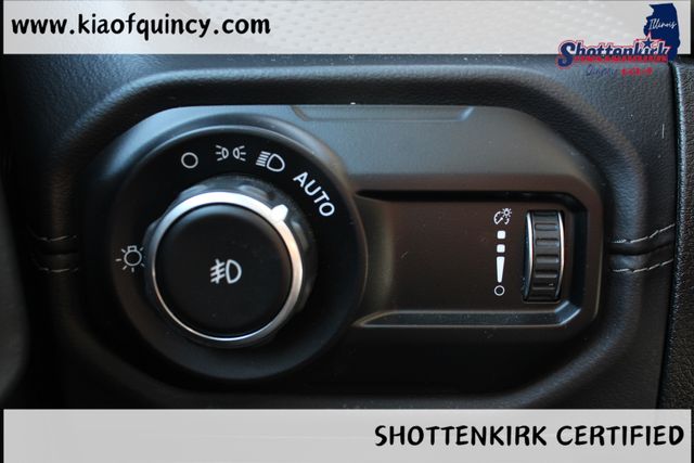 Used 2025 Jeep Wrangler SUV