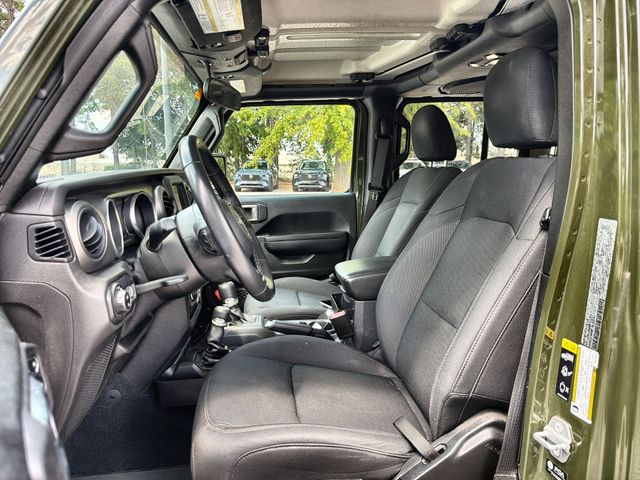 Used 2021 Green Jeep Willys image 11