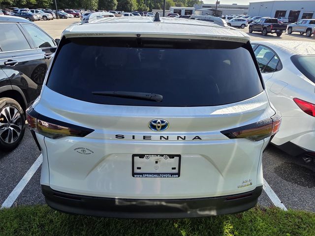 Used 2024 Toyota Sienna Van