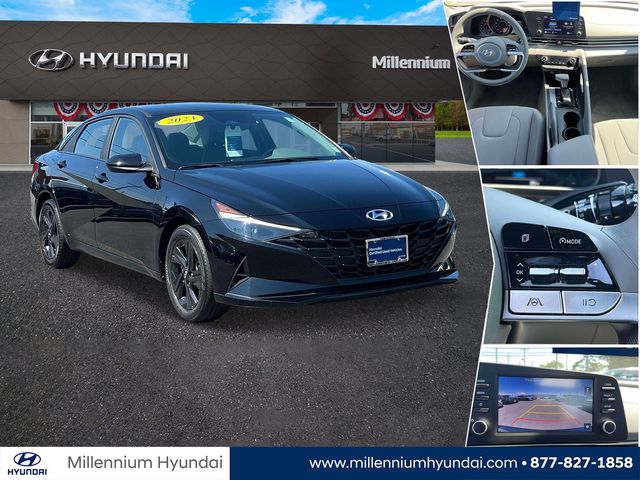 Onyx Black 2023 Hyundai Elantra Sedan Front-Wheel Drive Continuously Variable Transmission