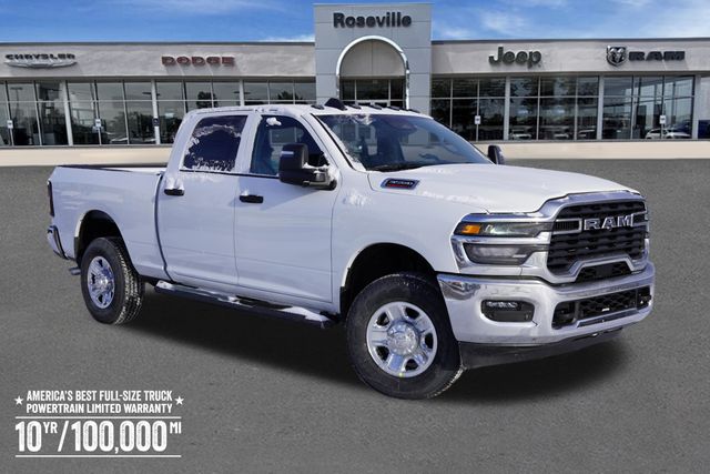 Bright White Clearcoat 2026 RAM 3500 Pickup Truck Four-Wheel Drive 8-Speed Automatic