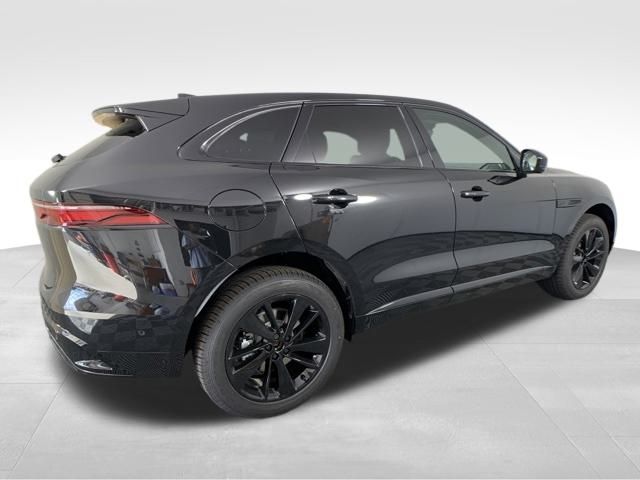 2024 Jaguar F-PACE P250 10