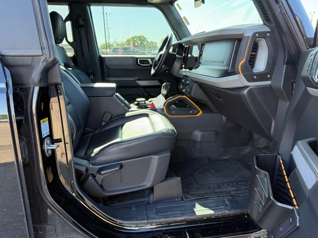 2022 Black Metallic Ford Bronco Badlands 4X4 SUV