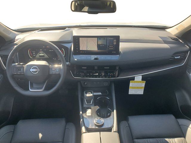 2026 Nissan Rogue Platinum - Photo 14