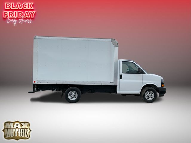 2022 Chevrolet Express 3500 Work Van 13