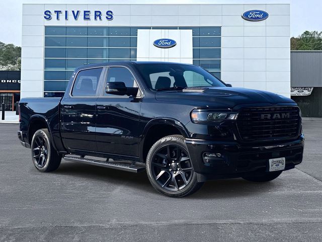 Diamond Black Crystal Pearlcoat 2026 RAM 1500 Laramie Crew Cab 4WD Pickup Truck Four-Wheel Drive 8-Speed Automatic
