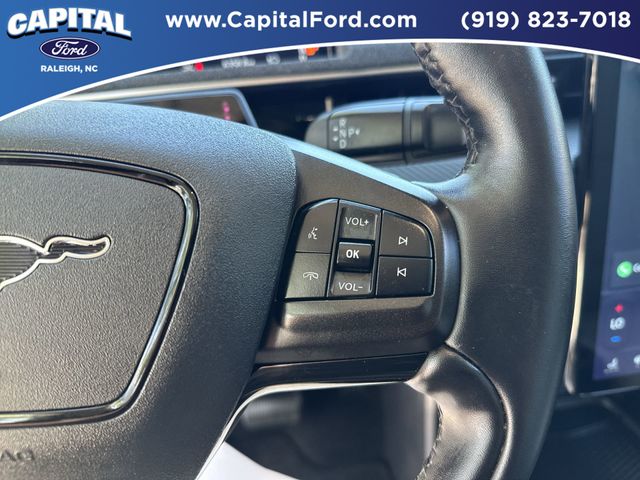 Used 2025 White Ford Premium image 23
