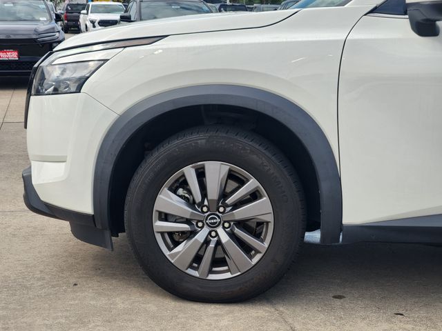 2025 Nissan Pathfinder SV White at Classic Elite Chevrolet Sugar Land