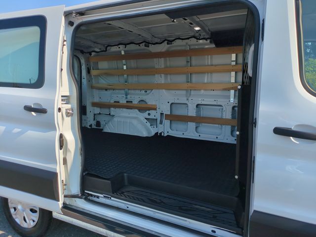 Used 2025 White Ford Base image 29