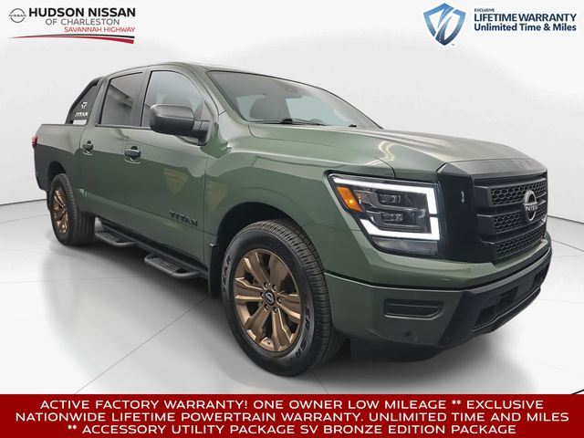 2024 Nissan Titan SV Crew Cab RWD