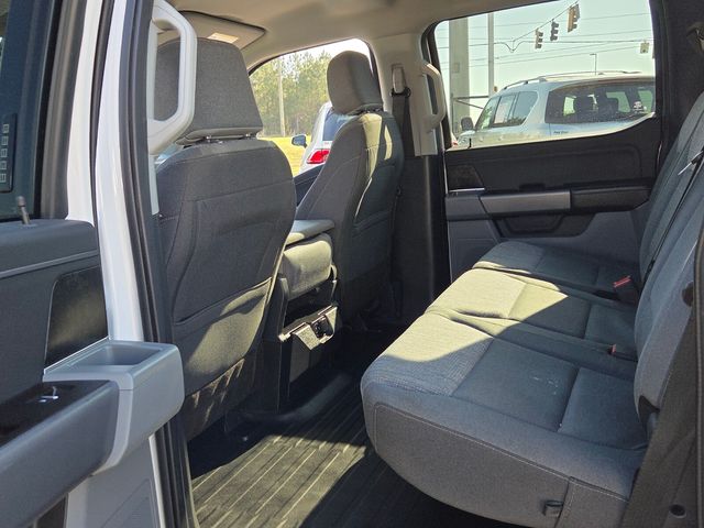 Used 2022 White Ford XLT image 6