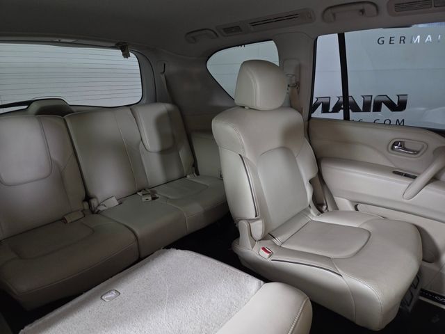 2018 Infiniti QX80 Base photo 16