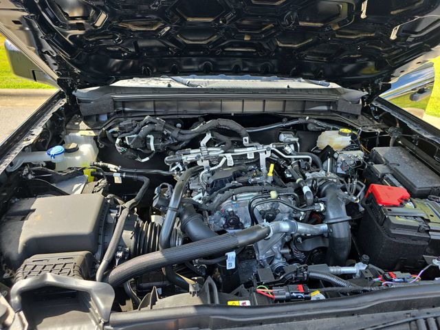 New 2025 Shadow Black Ford Big Bend® image 31