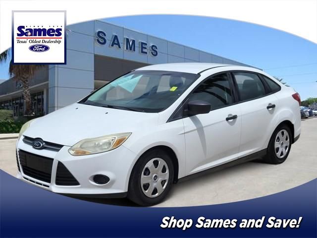 Oxford White 2014 Ford Focus S Sedan Front-Wheel Drive 6-Speed Automatic