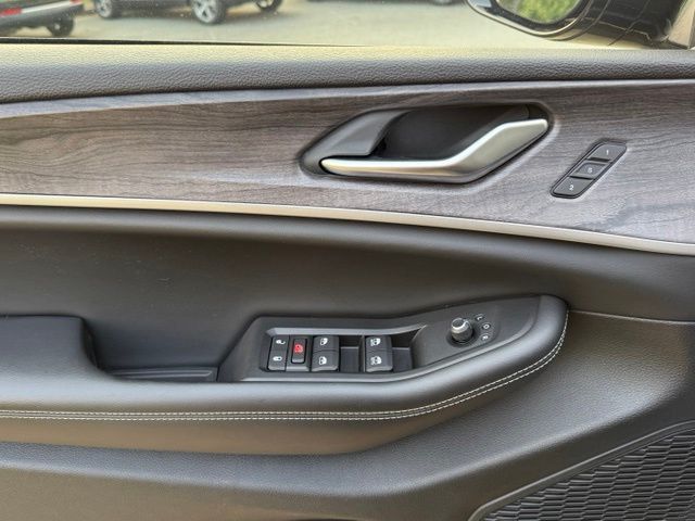 Used 2023 Jeep Grand Cherokee L SUV
