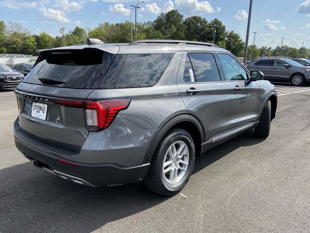 2025 Ford Explorer Active 3