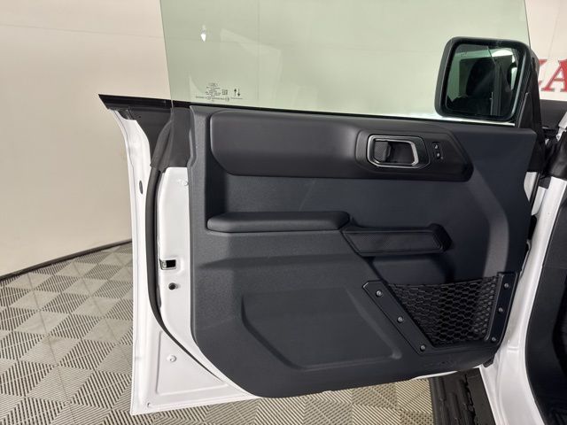 2025 Oxford White Ford Bronco Outer Banks 4X4 SUV