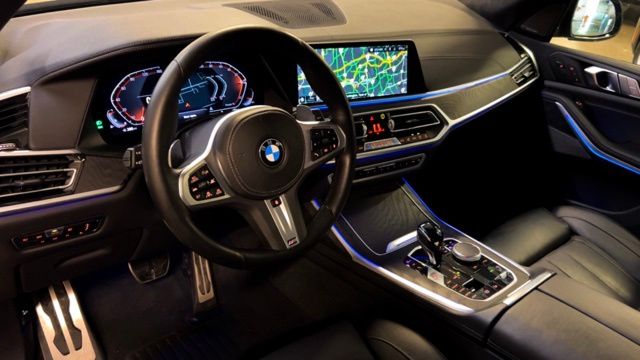 2022 BMW X7 xDrive40i 10