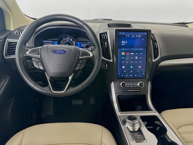 Thumbnail: 2024 Ford Edge - 21