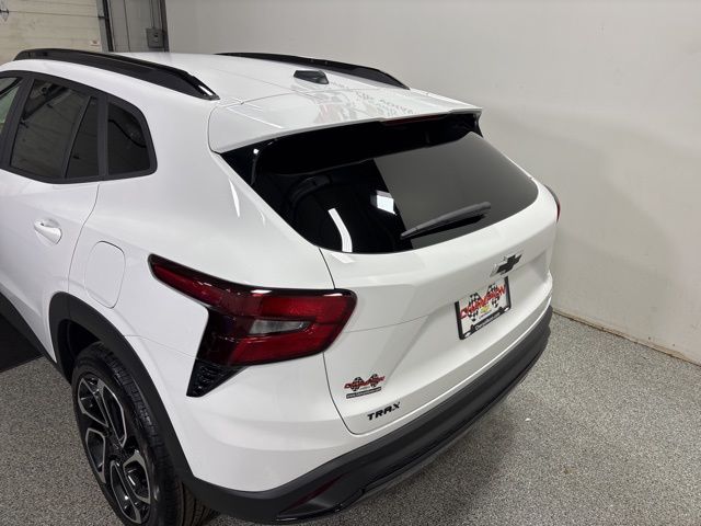2025 Chevrolet Trax 2RS photo