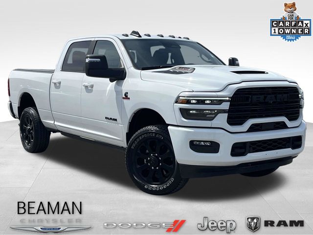 Bright White Clearcoat 2025 RAM 2500 Laramie Crew Cab 4WD Pickup Truck Four-Wheel Drive 8-Speed Automatic