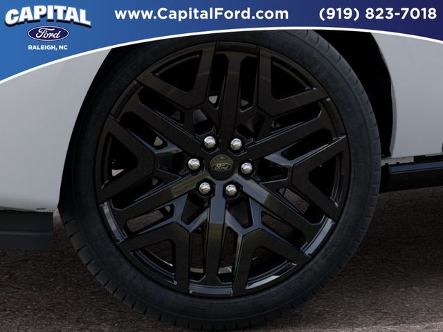 New 2027 White Ford Platinum image 20