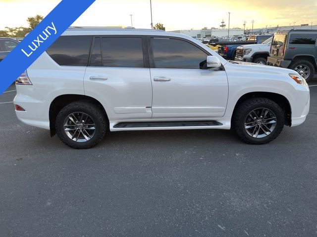 2016 Lexus GX 460 29