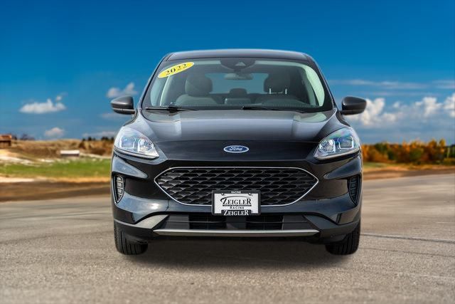 2022 Ford Escape SE 2