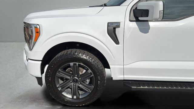 Used 2023 White Ford Lariat image 35