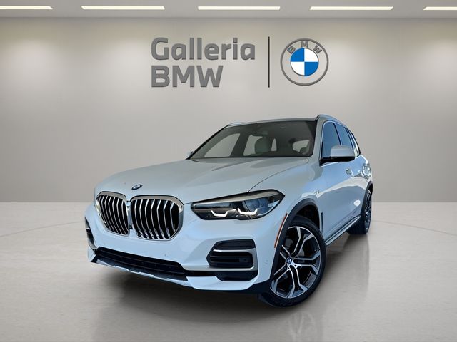 2022 BMW X5 40i's photo