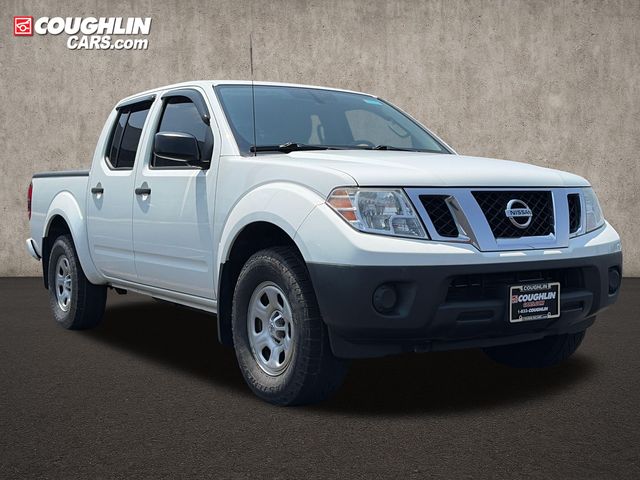 Glacier White 2017 Nissan Frontier Pickup Truck Four-Wheel Drive 5-Speed Automatic Overdrive