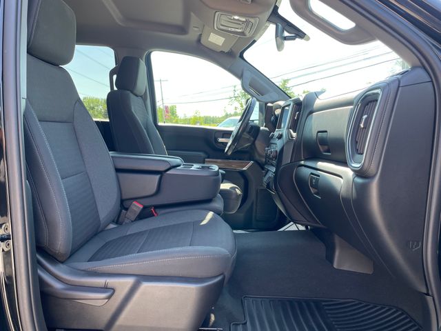 2023 Chevrolet Silverado 2500HD LT - Black exterior view 15