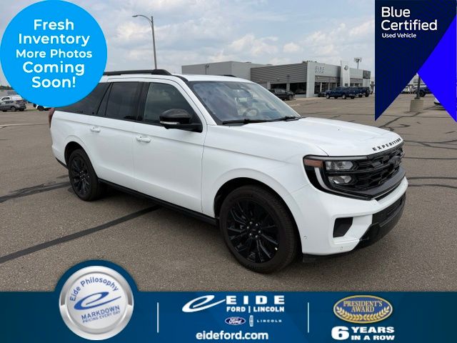 Oxford White 2025 Ford Expedition SUV / Crossover Four-Wheel Drive Automatic