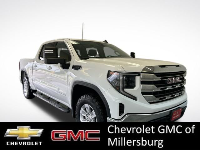 2022 GMC Sierra 1500 SLE - Main Image